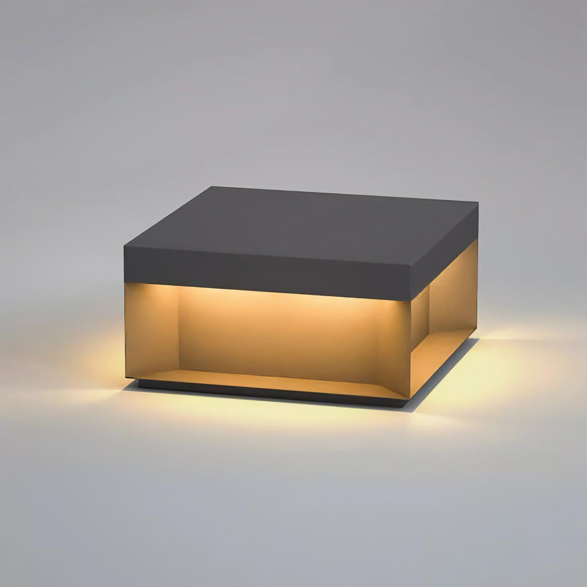 Polly Modern Outdoor Light