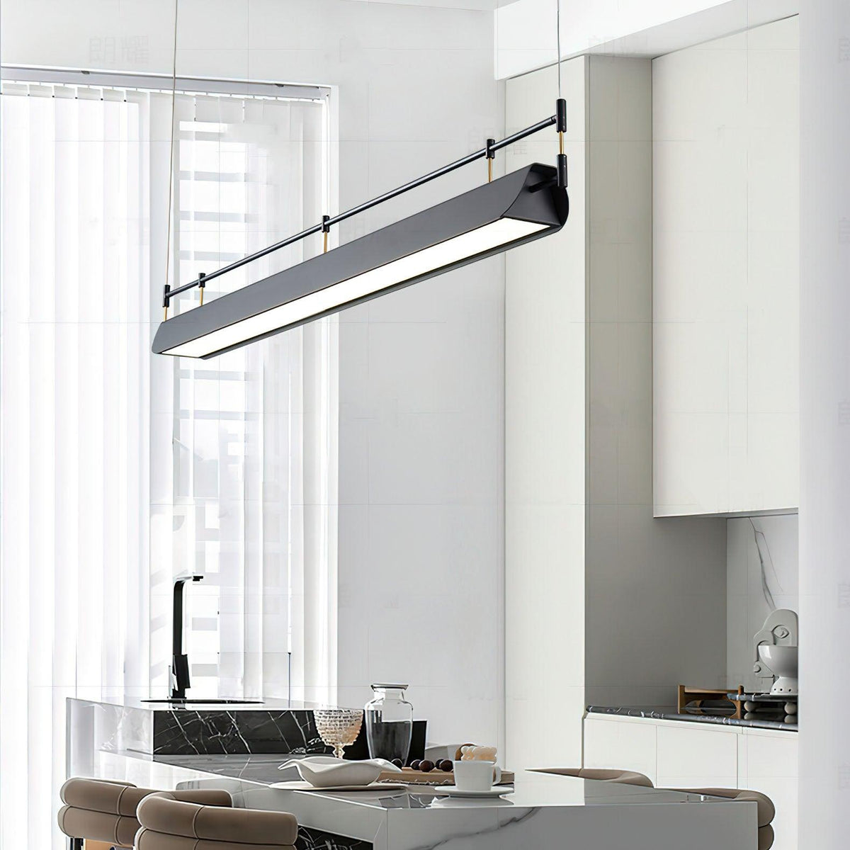 Terianora Chandelier Black Roof LED
