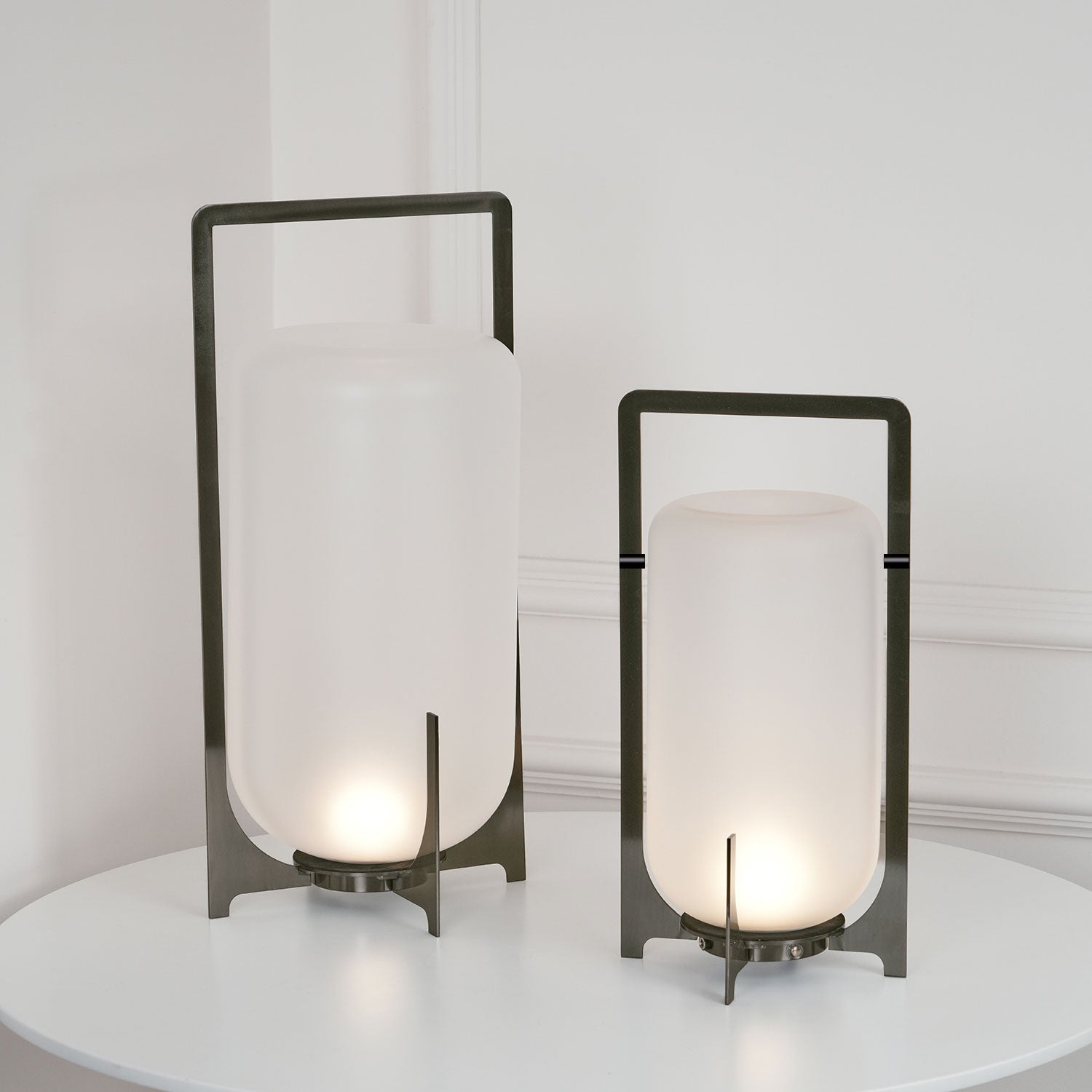 Orinenelle Steel Plastic Minimalist Table Lamp