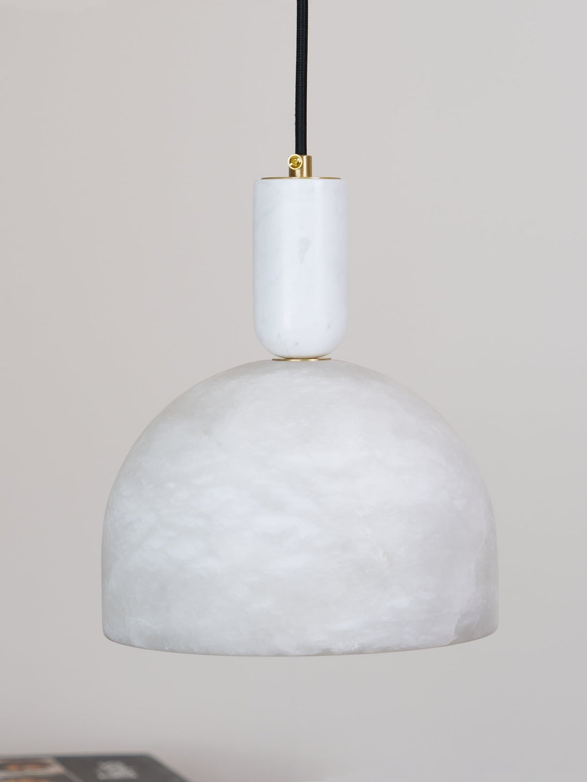 Leda Minimalist Alabaster Pendant Light