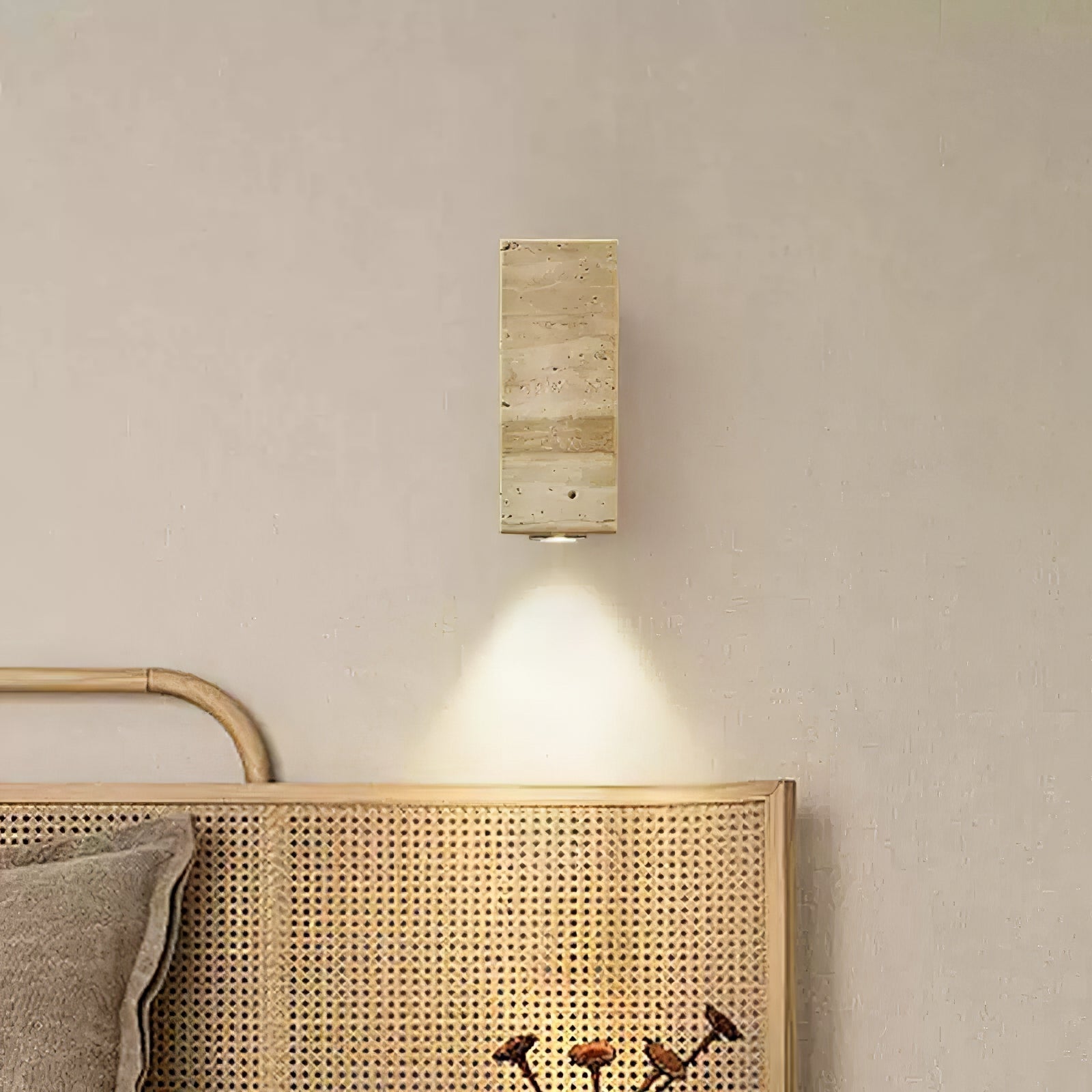 Solmere Blend Plug In Indoor Wall Light