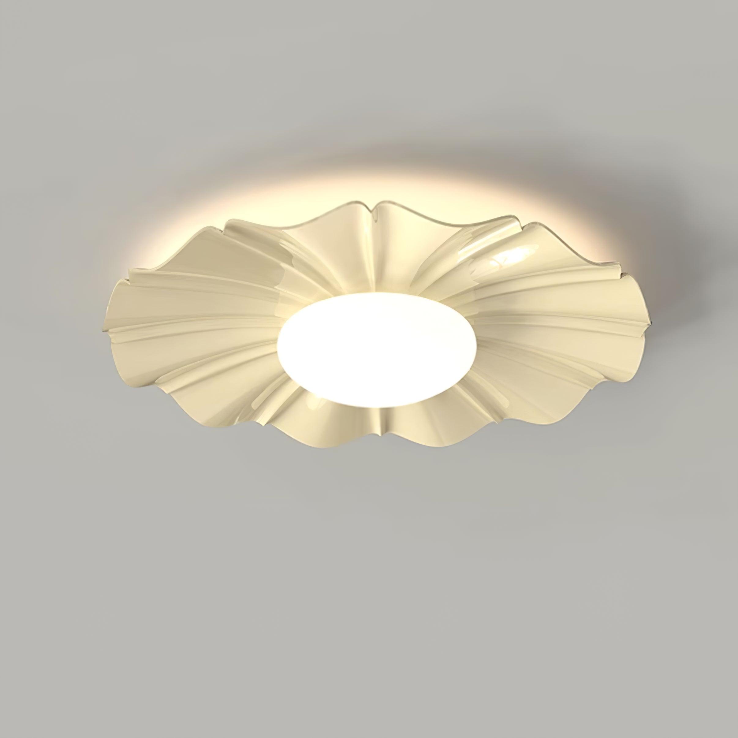 Oriiraya Ceiling Light Gold LED Scalloped for Bedroom