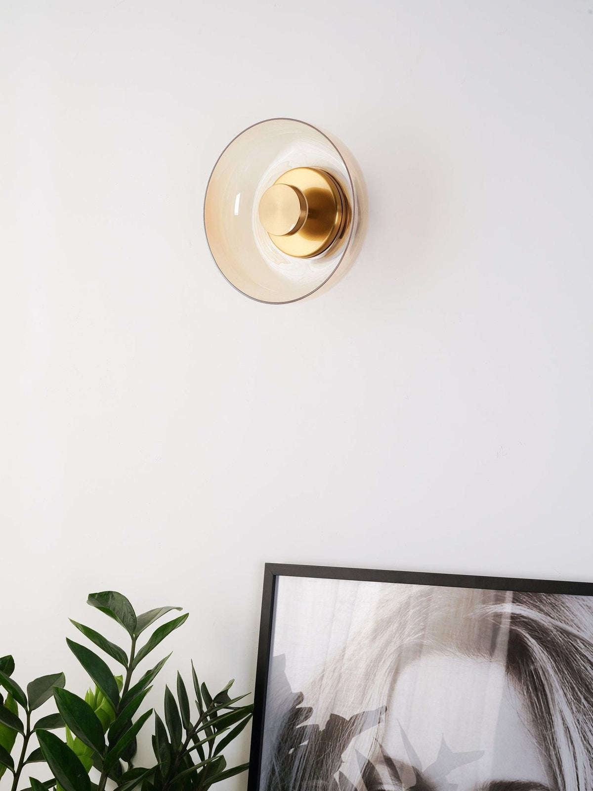 Lomino Premium Nordic Art Glass Wall Light