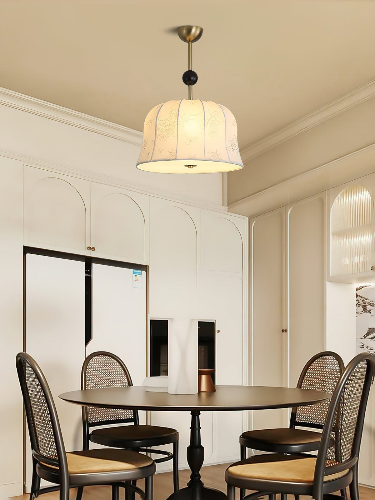 Avnoren Blossom Curve Fabric Wood Pendant Lamp