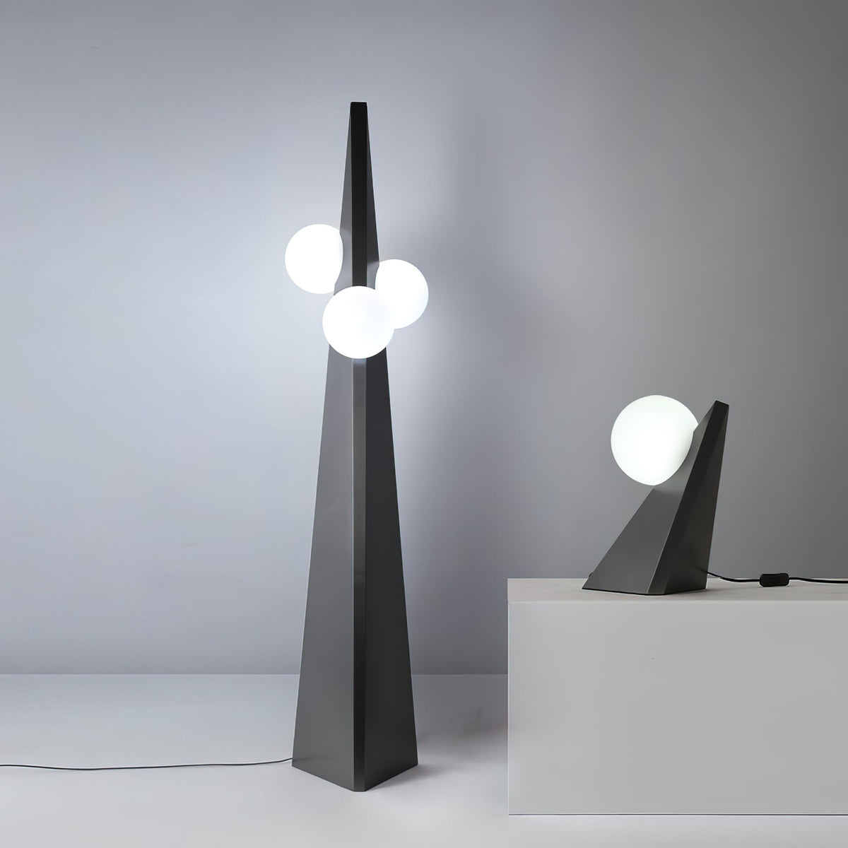 Liorarella Table Lamp
