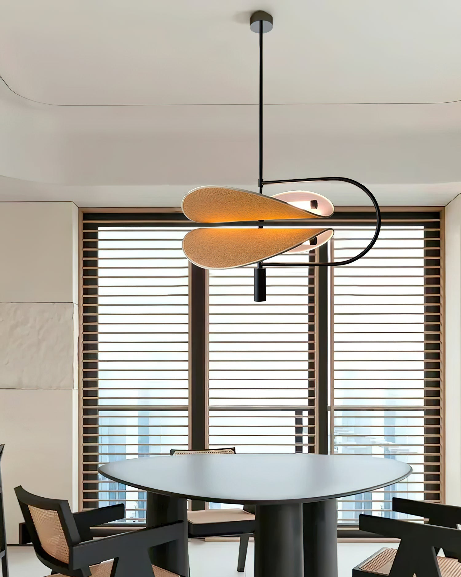Elaiaya Pendant Light