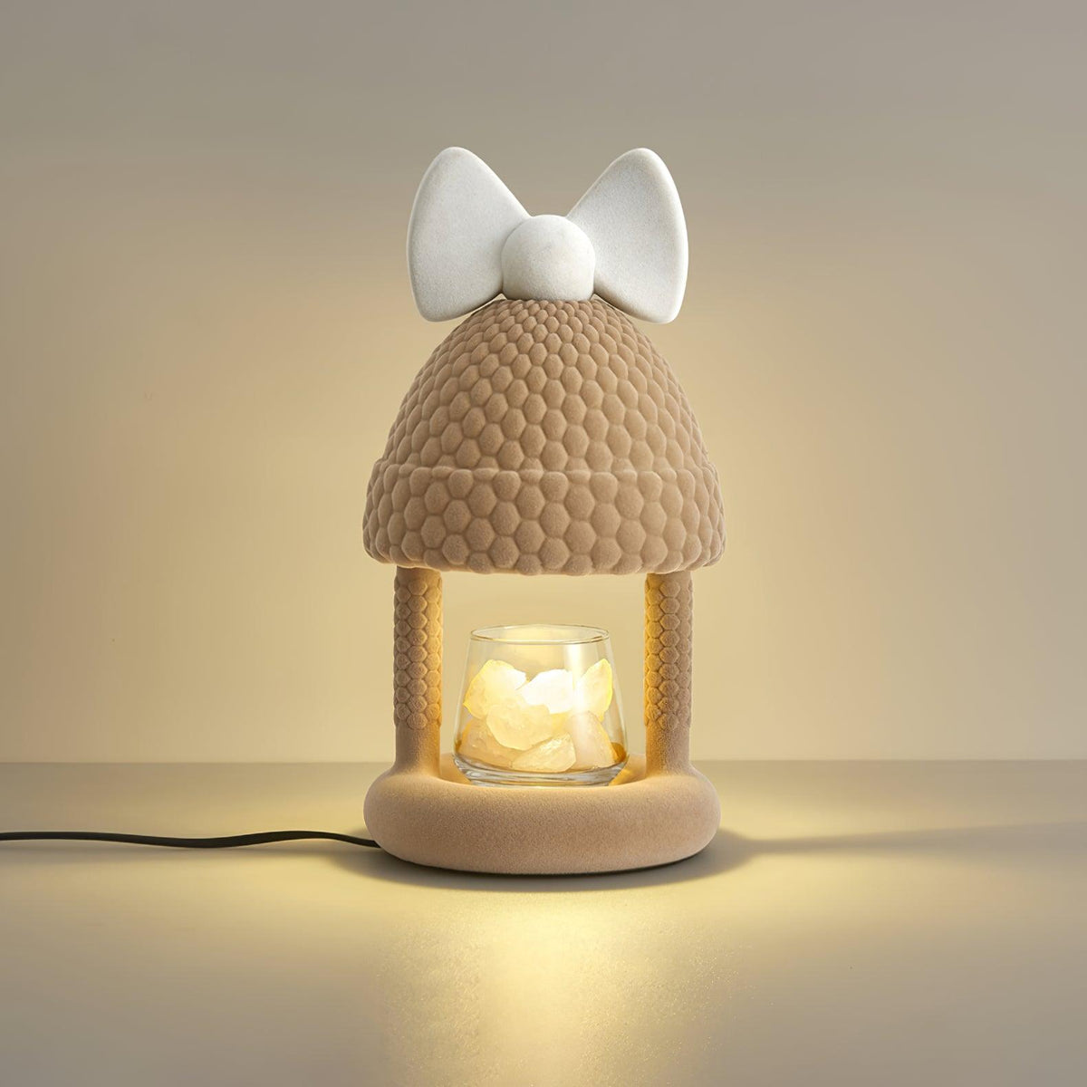 Zarinil Flocked Resin Playful Table Lamp