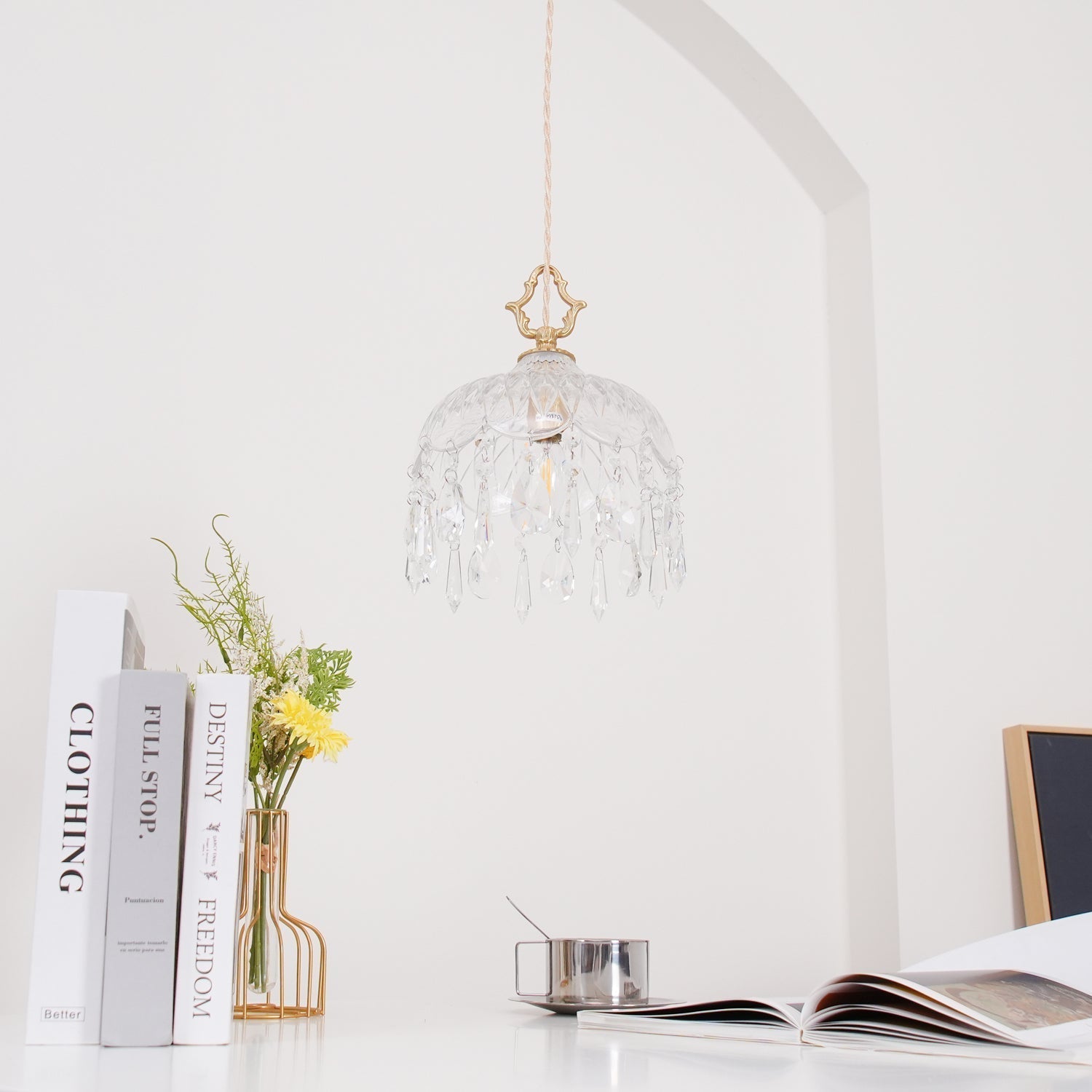 Elyran Crystal Vintage Pendant Lamp - Neutral Decor