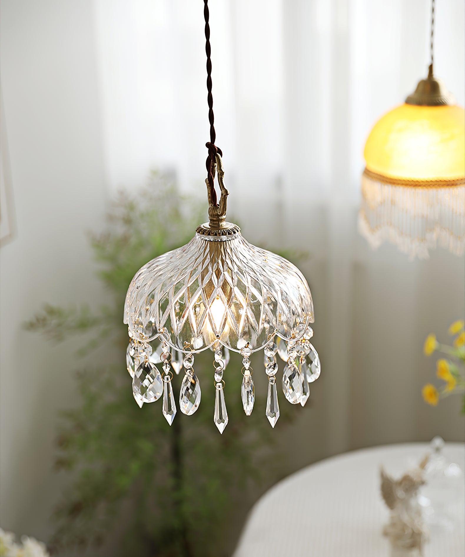 Elyran Crystal Vintage Pendant Lamp - Neutral Decor