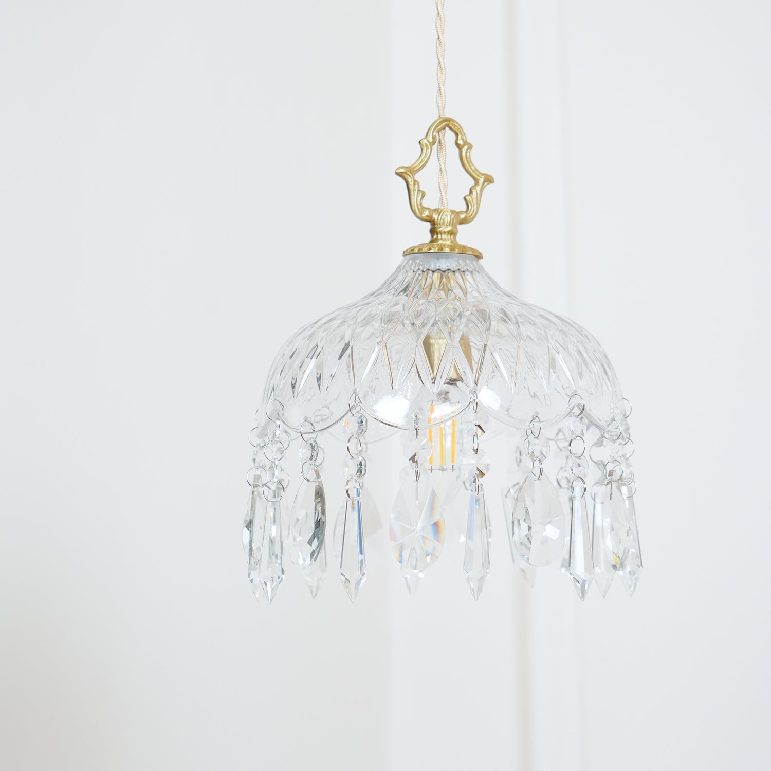 Elyran Crystal Vintage Pendant Lamp - Neutral Decor