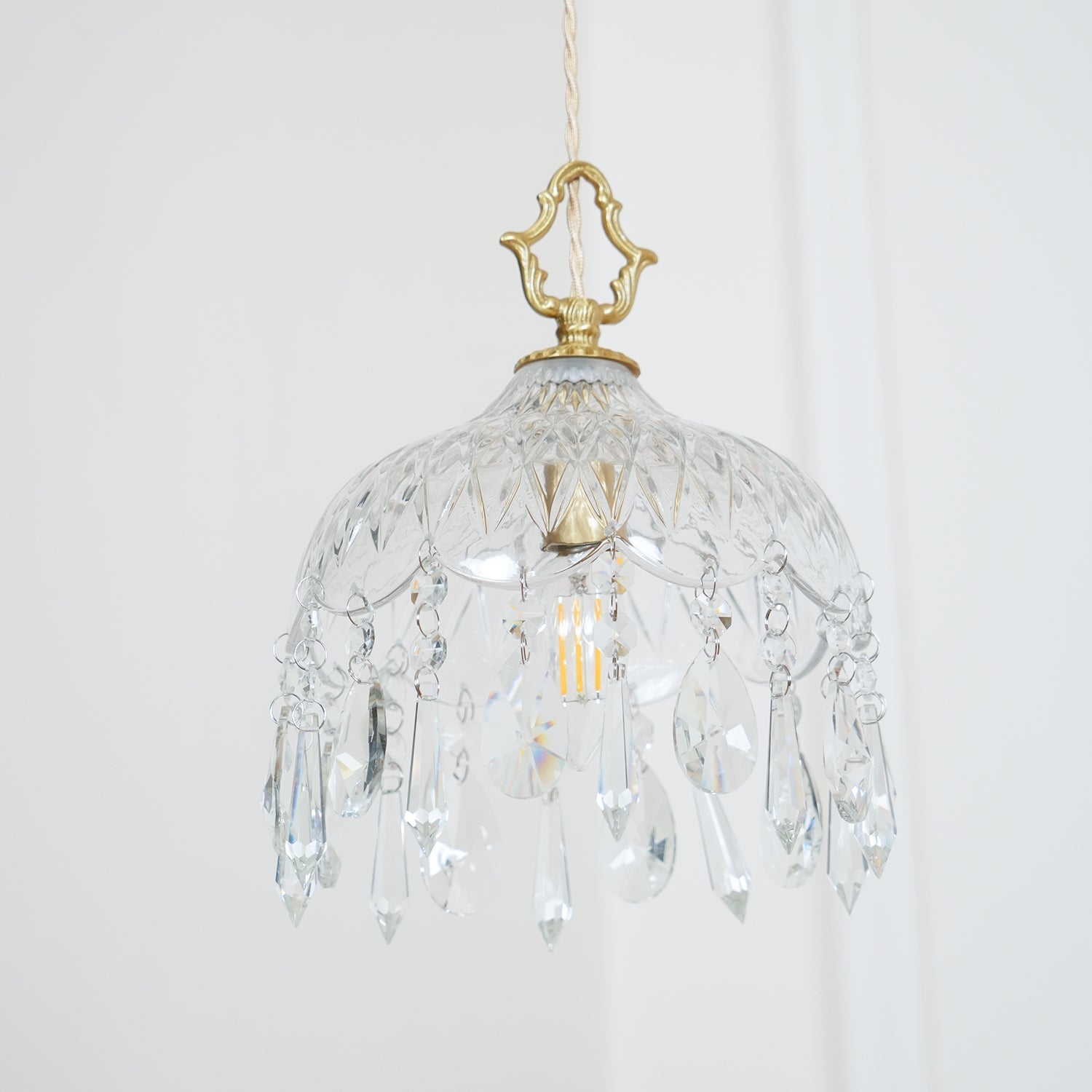 Elyran Crystal Vintage Pendant Lamp - Neutral Decor