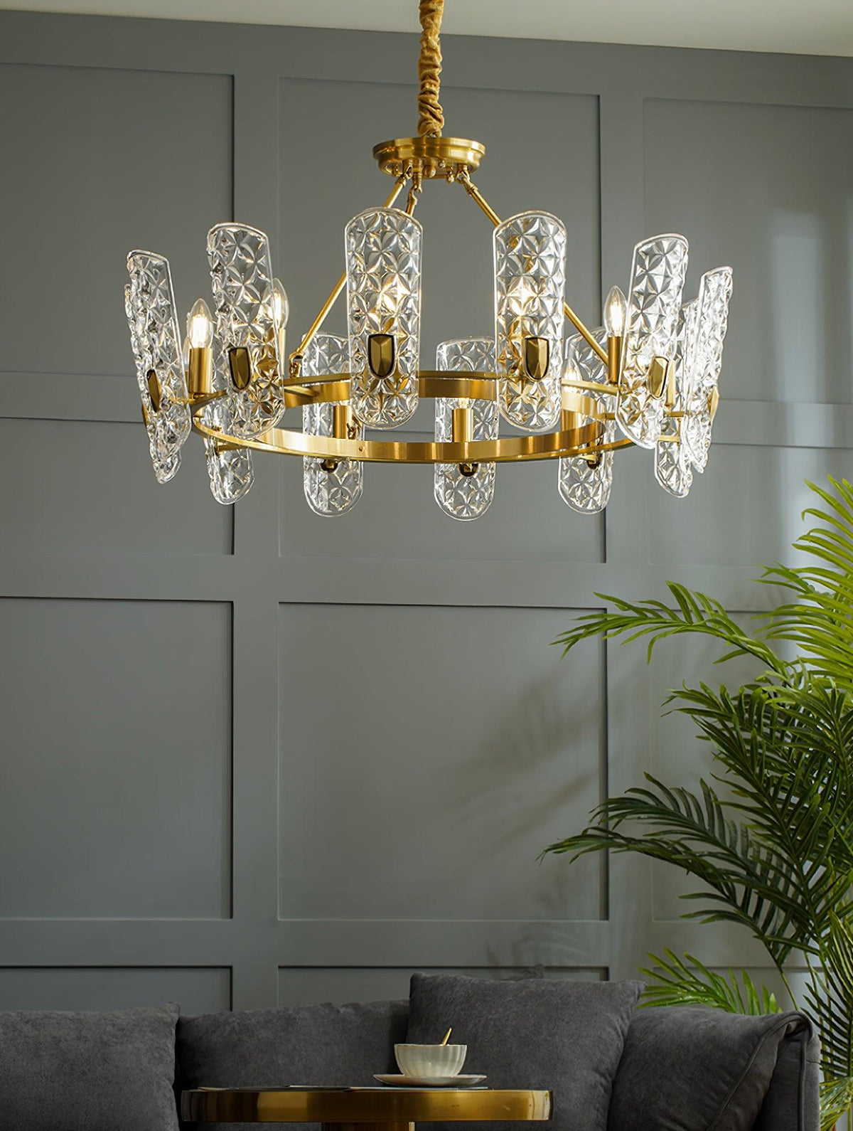 Casinian Elegant Brass Central Chandelier