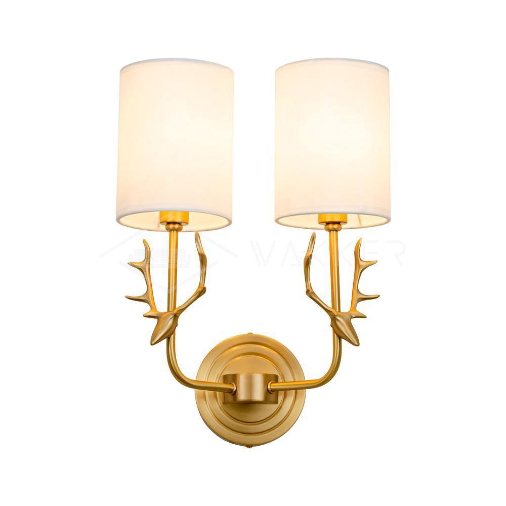 Noble Elegance Deer Head Brass Wall Light - Neutral Decor
