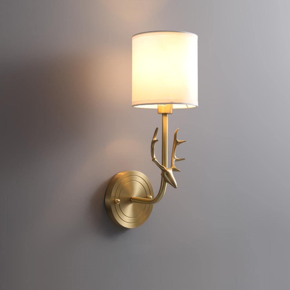 Noble Elegance Deer Head Brass Wall Light - Neutral Decor