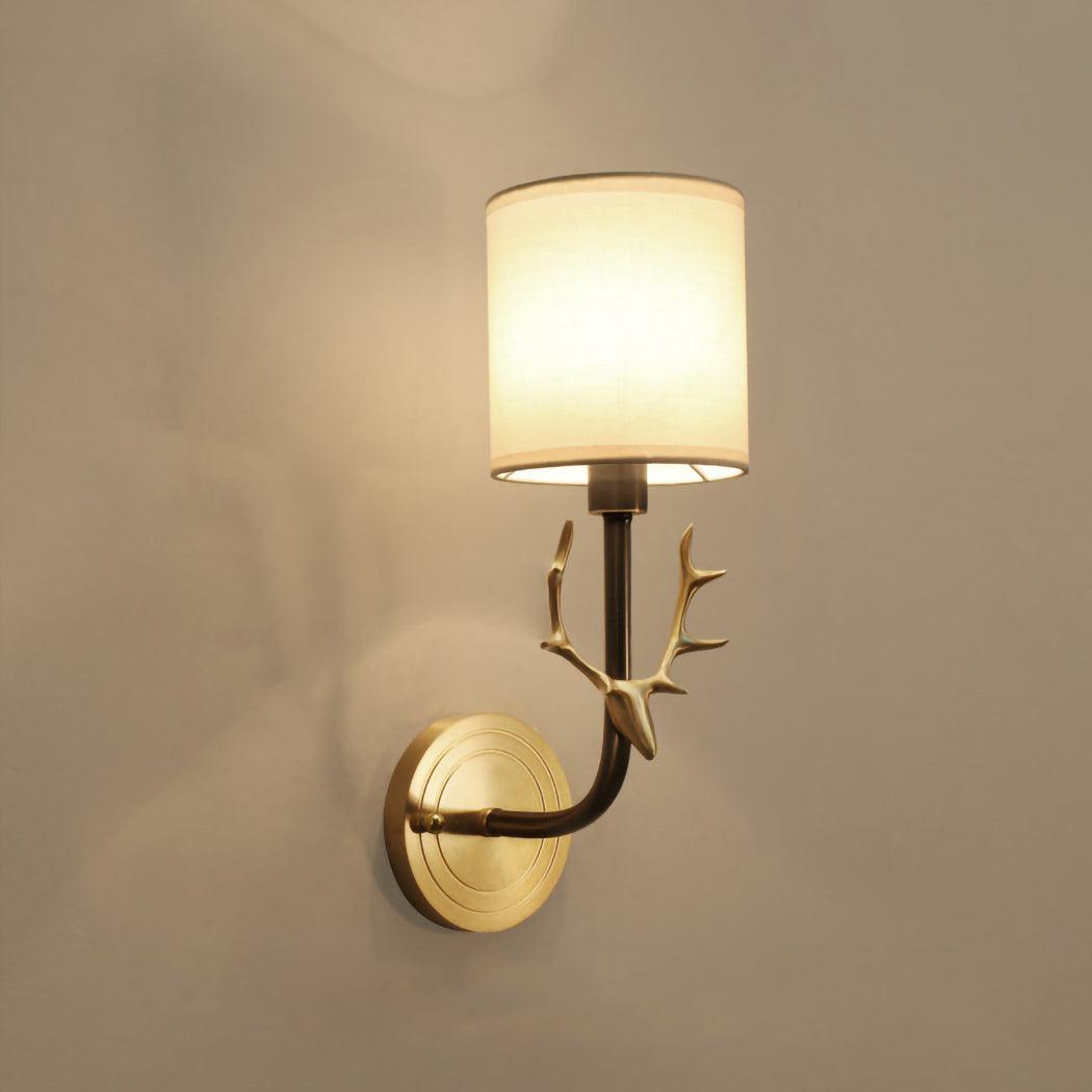 Noble Elegance Deer Head Brass Wall Light - Neutral Decor