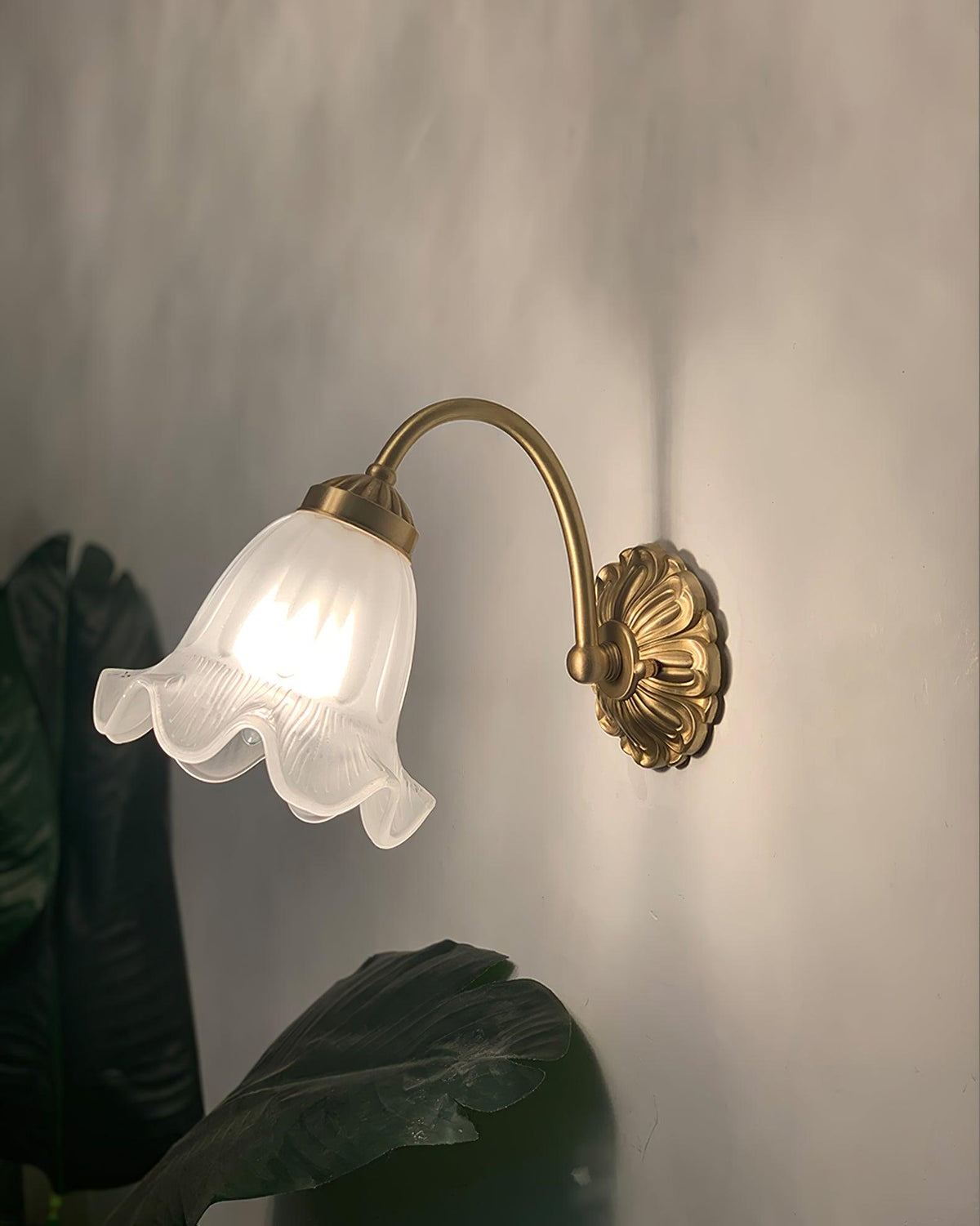 Celereria Vintage Glass Sconce