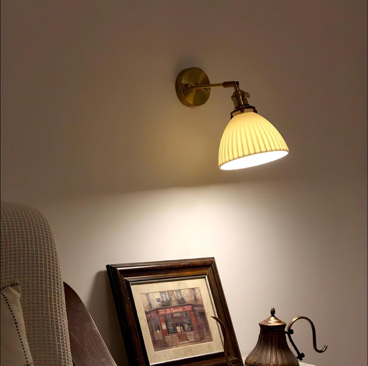 Oriiraria Wall Lamp Pleated Ceramic Brass