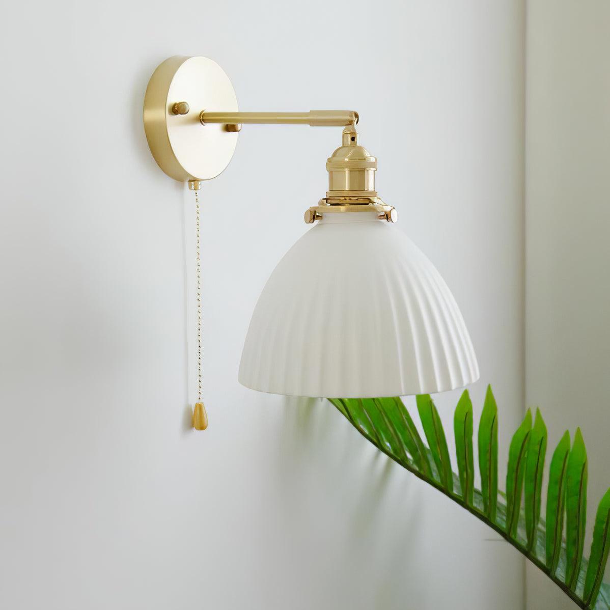 Oriiraria Wall Lamp Pleated Ceramic Brass