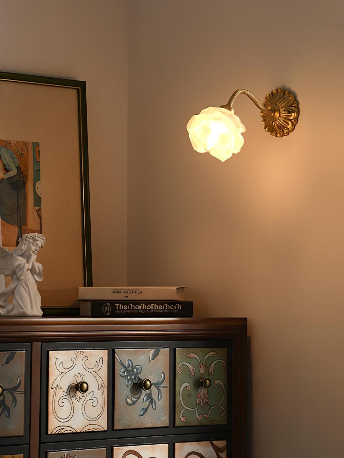 Palo Brass Floral Luxury Wall Lamp