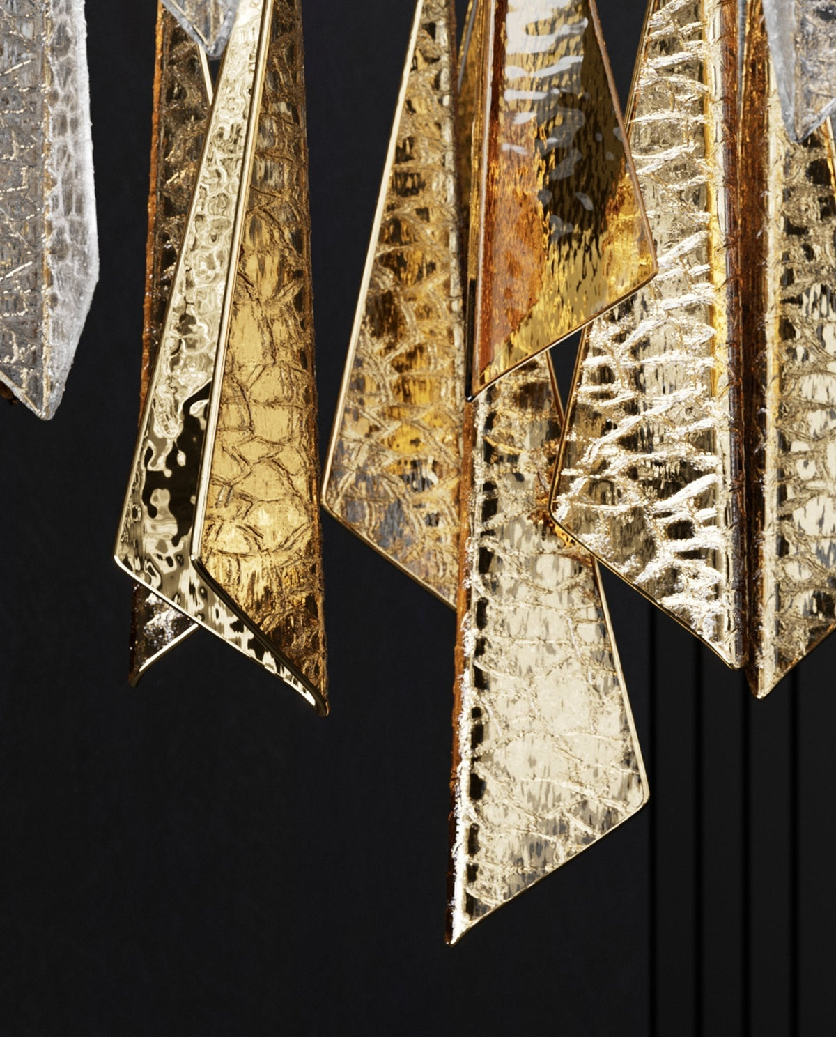 Nyvinia Glass Feather-Shape Chandelier