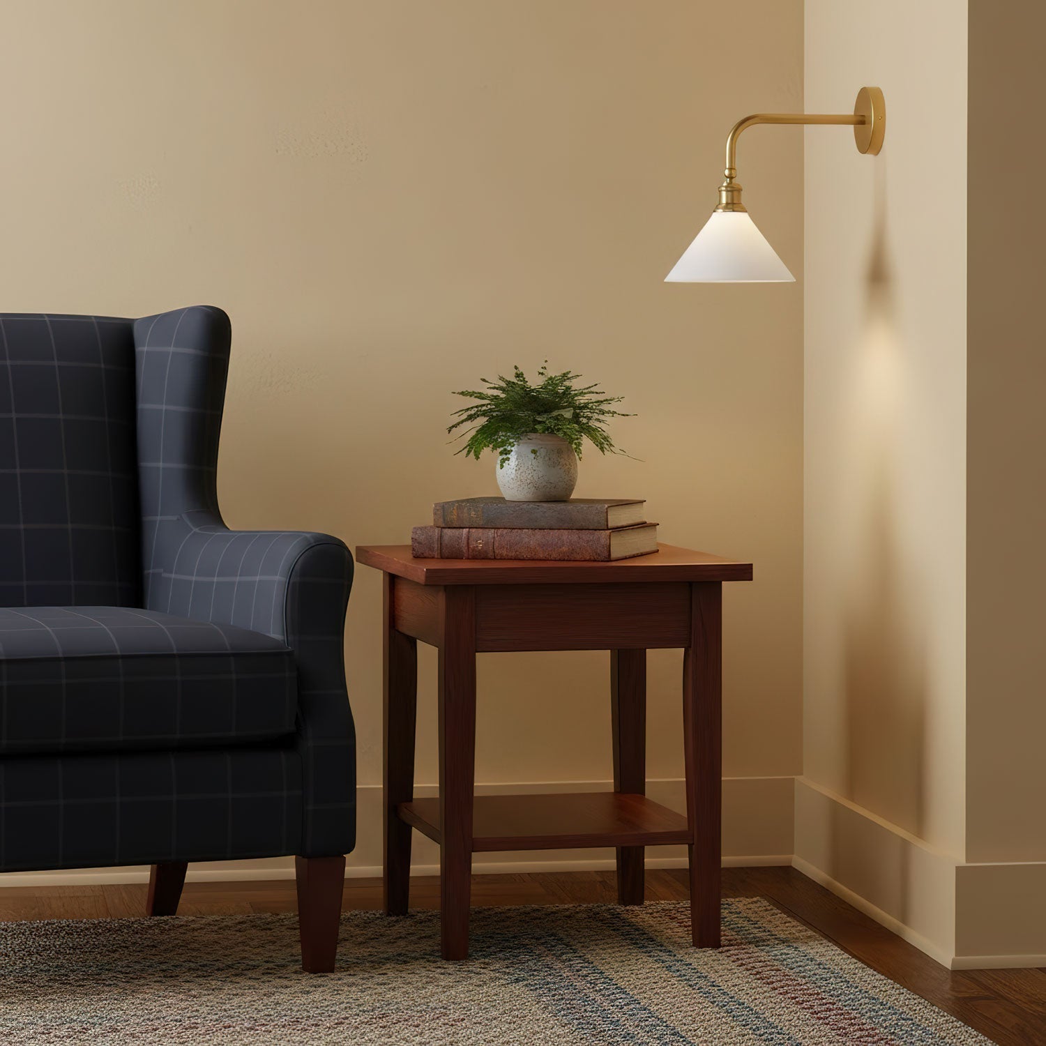 Zaya Minimalist Metal Wall Lamp
