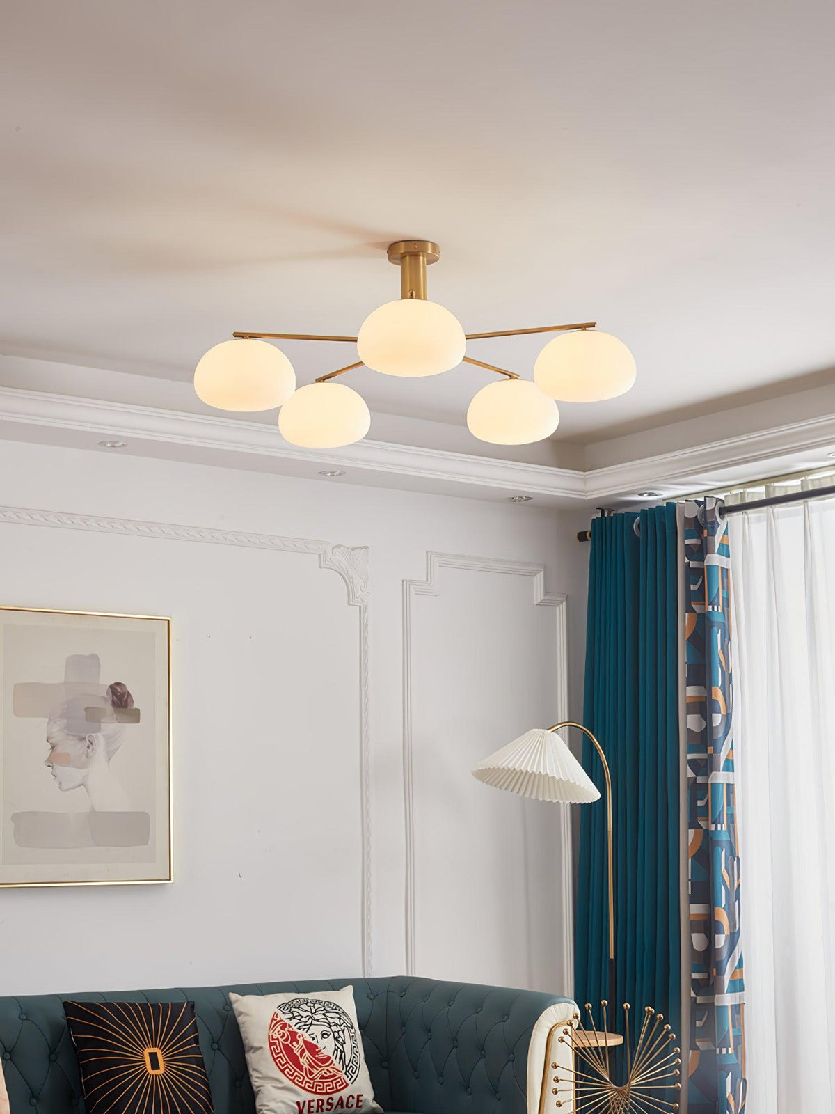 Celeneon Luxe Glass Chandelier