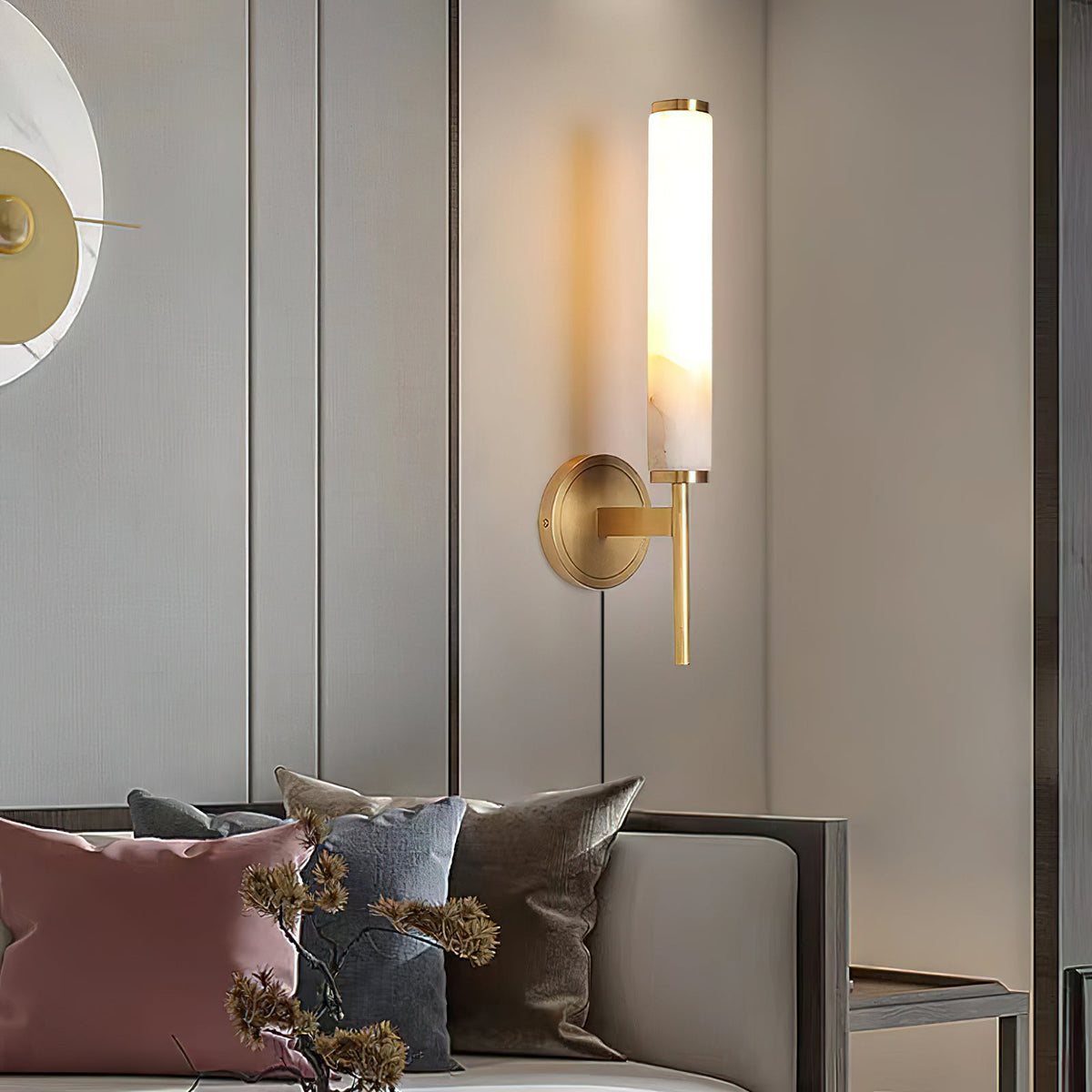 Reniielle Plug-in Wall Lamp