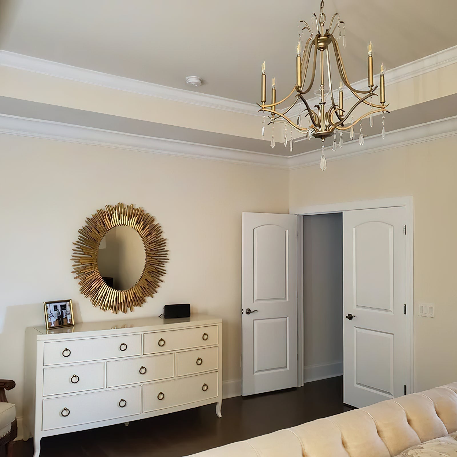 Eleanora Chandelier