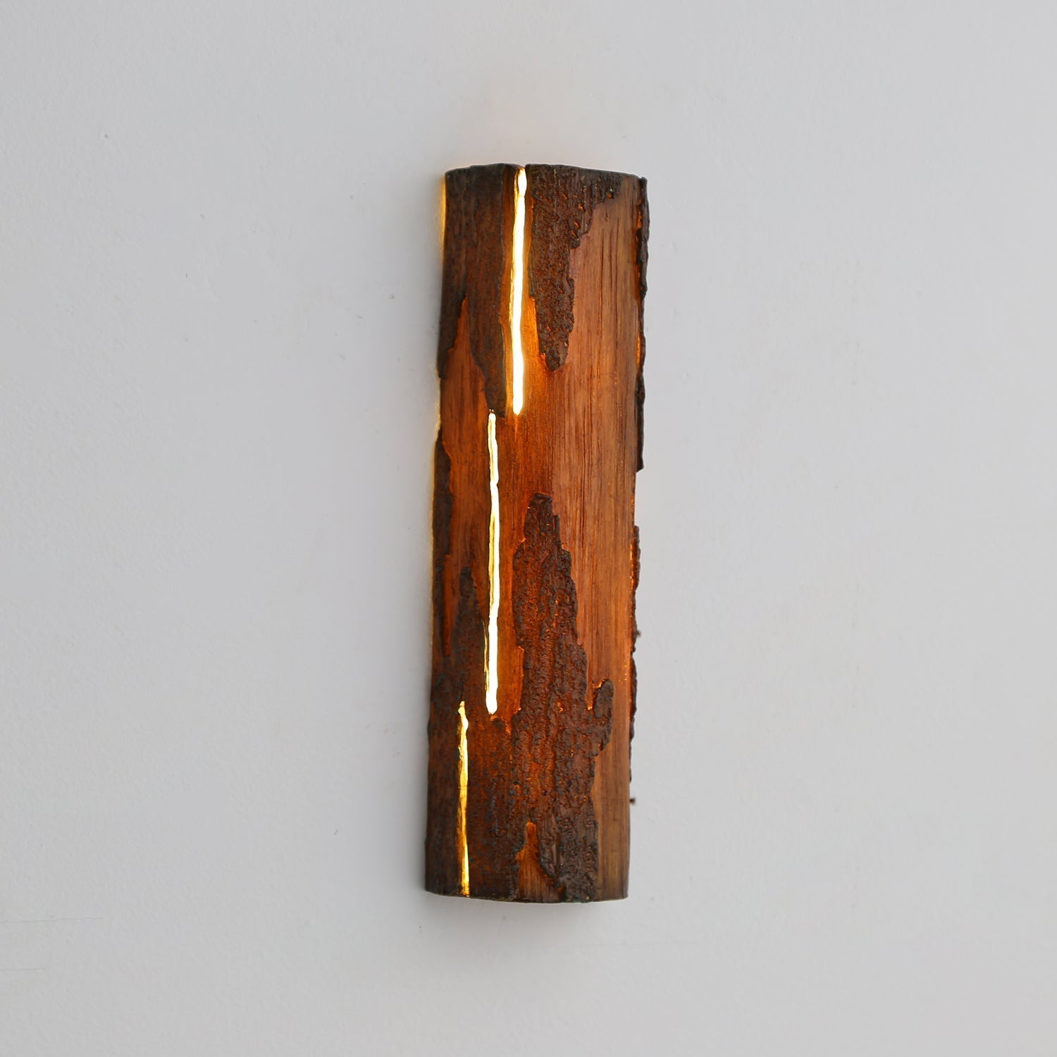 Lorelei Broken Bark Resin Wall Light