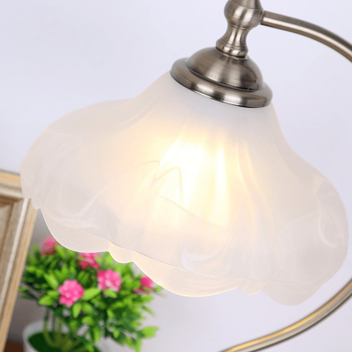 Velivise Retro Flower Table Lamp