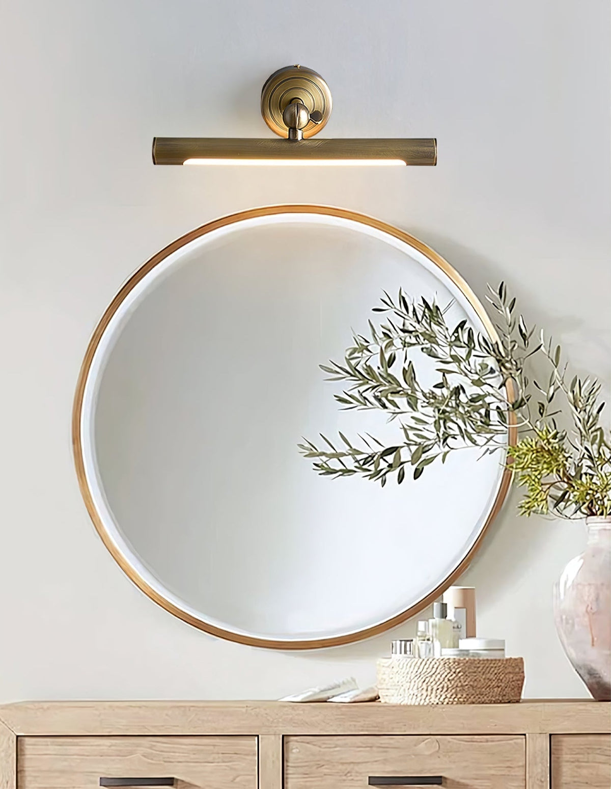 Novara Vanity Wall Light