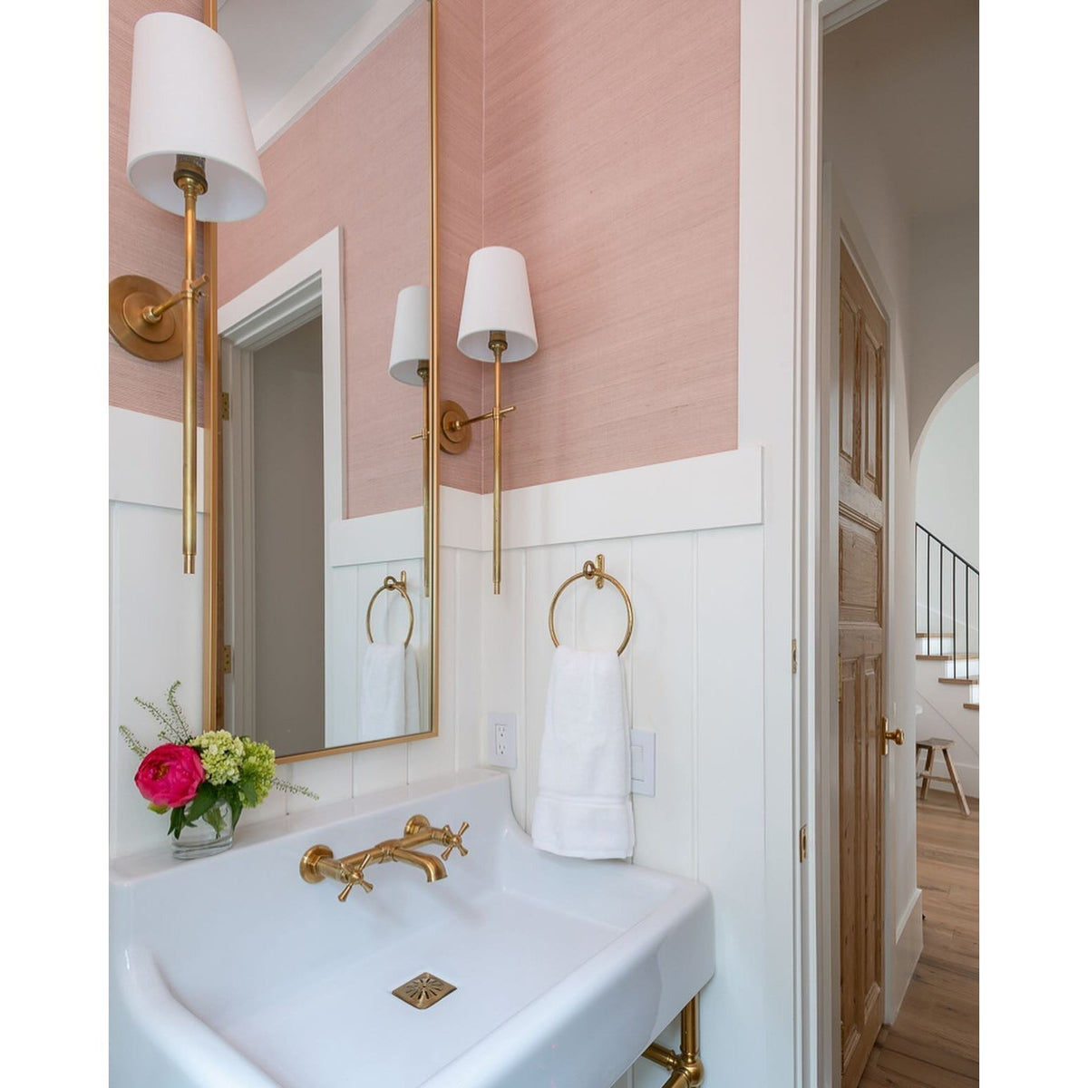 Lioranella Wall Lamp