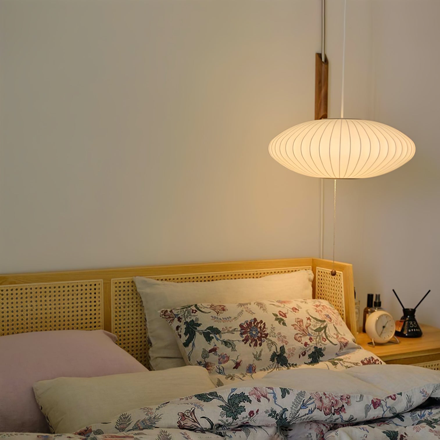 Lustra Wall Sconce Walnut Ball - Neutral Decor