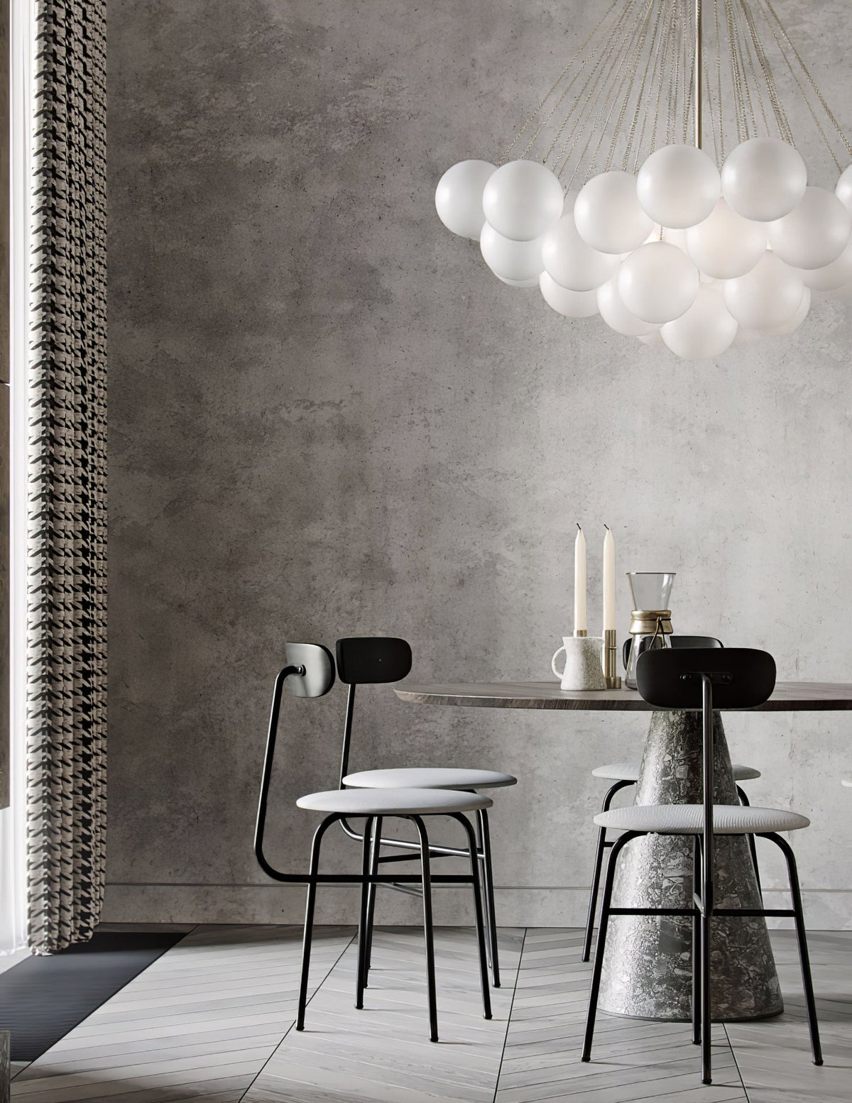 Eiririra Chandelier Bubble Frosted Glass