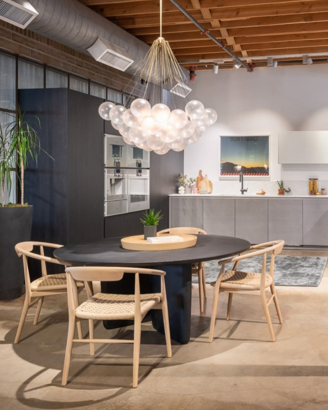 Eiririra Chandelier Bubble Frosted Glass
