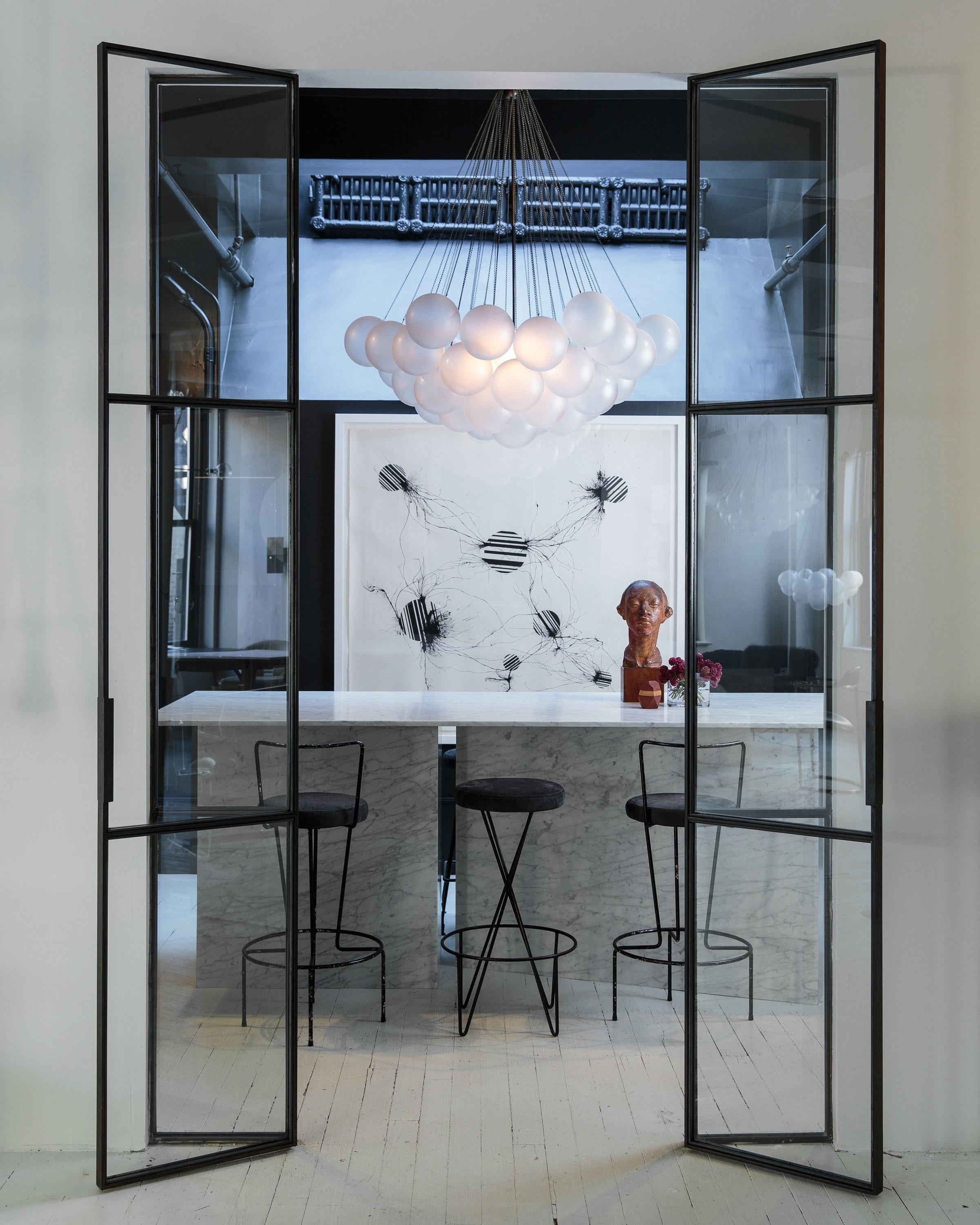 Eiririra Chandelier Bubble Frosted Glass