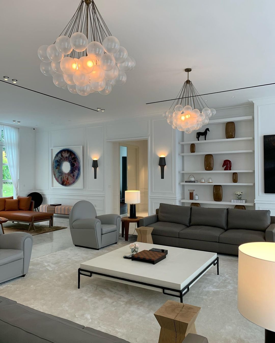 Eiririra Chandelier Bubble Frosted Glass