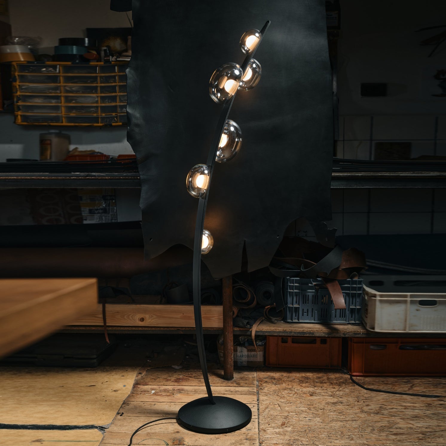 Ciraaya Floor Lamp