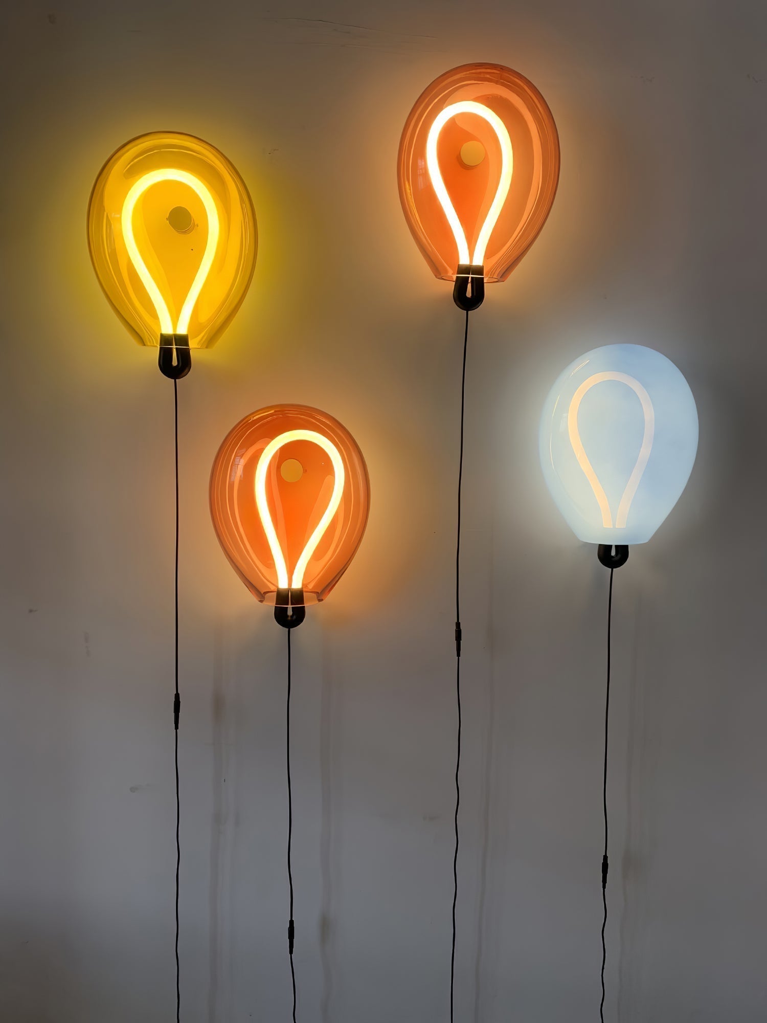Lysolila Premium Nordic Art Glass Wall Light