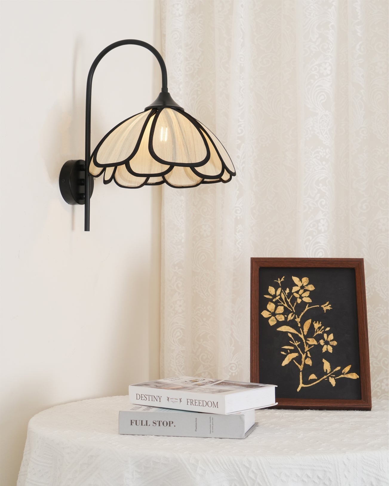 Ivsiliel Natural Burnt Petal Wall Lamp - Neutral Decor