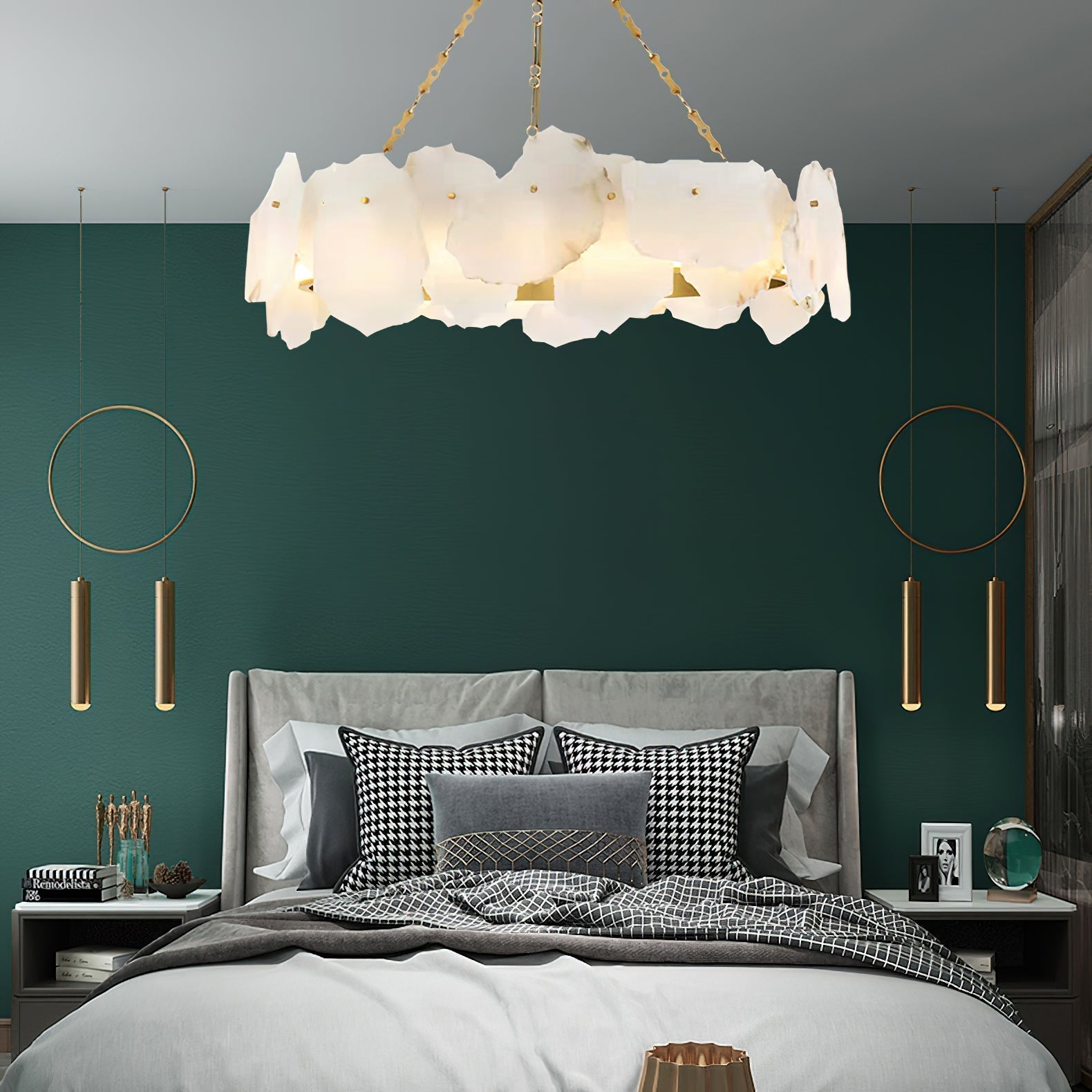 Noreine Chandelier