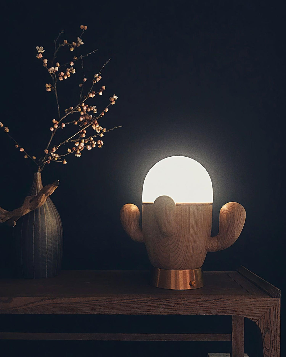 Solivice Wooden Whimsical Table Lamp