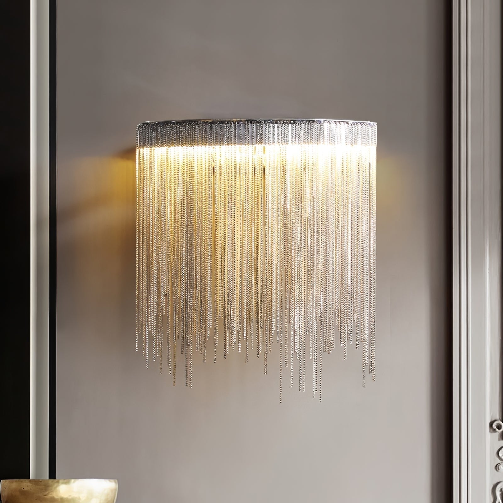 Gove Steel Elegant Wall Lamp