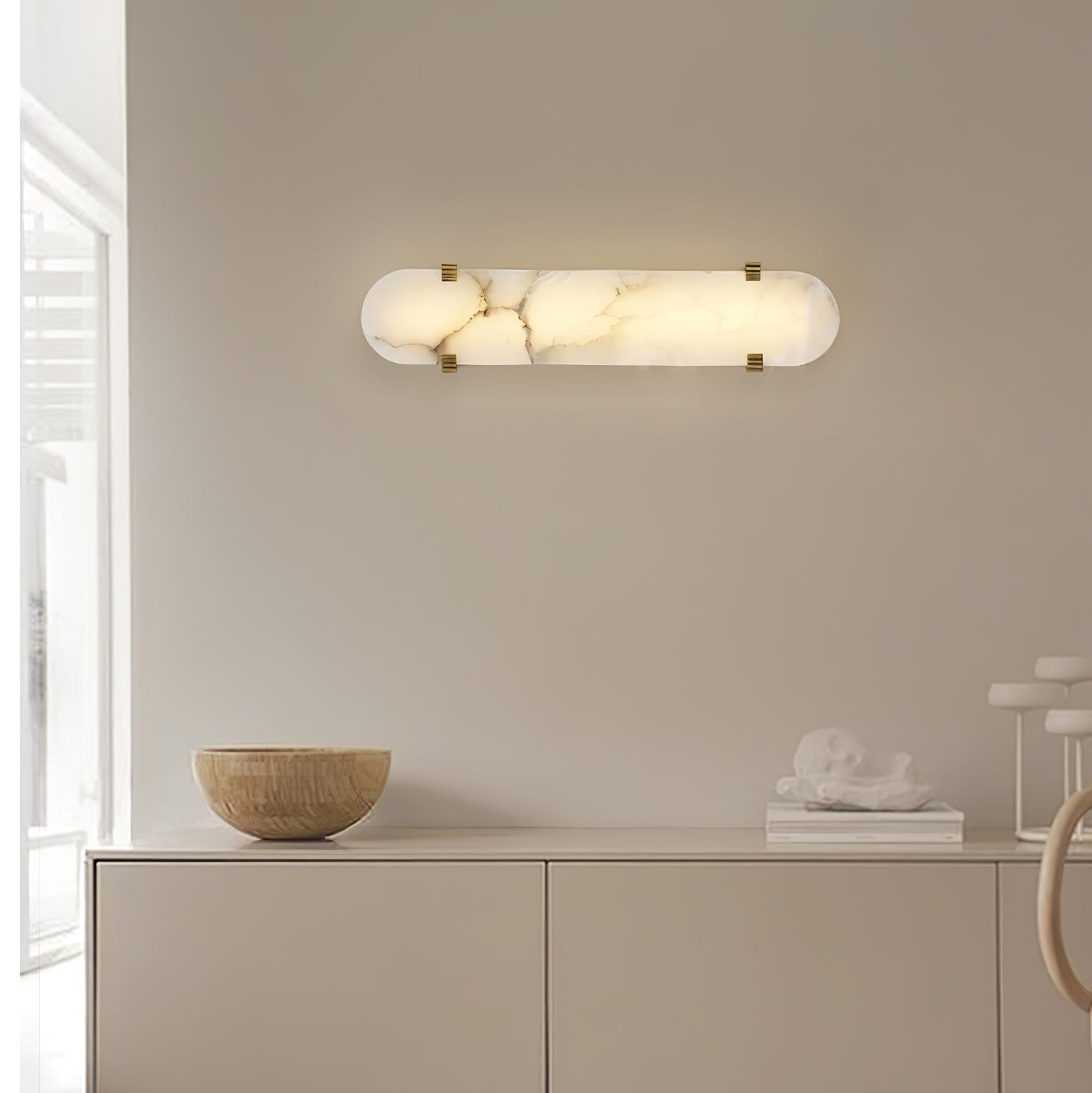 Nivanise Modern Alabaster Wall Light