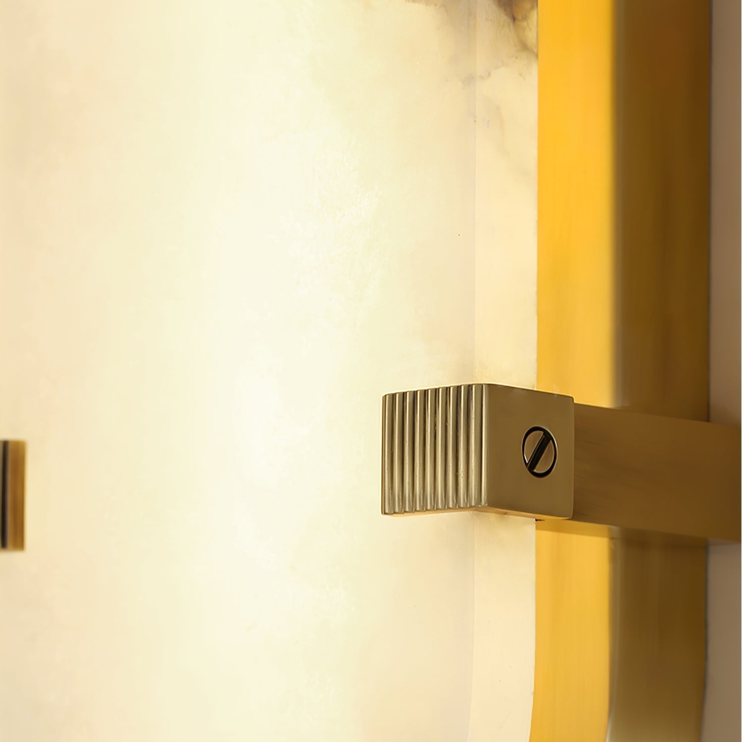Nivanise Modern Alabaster Wall Light