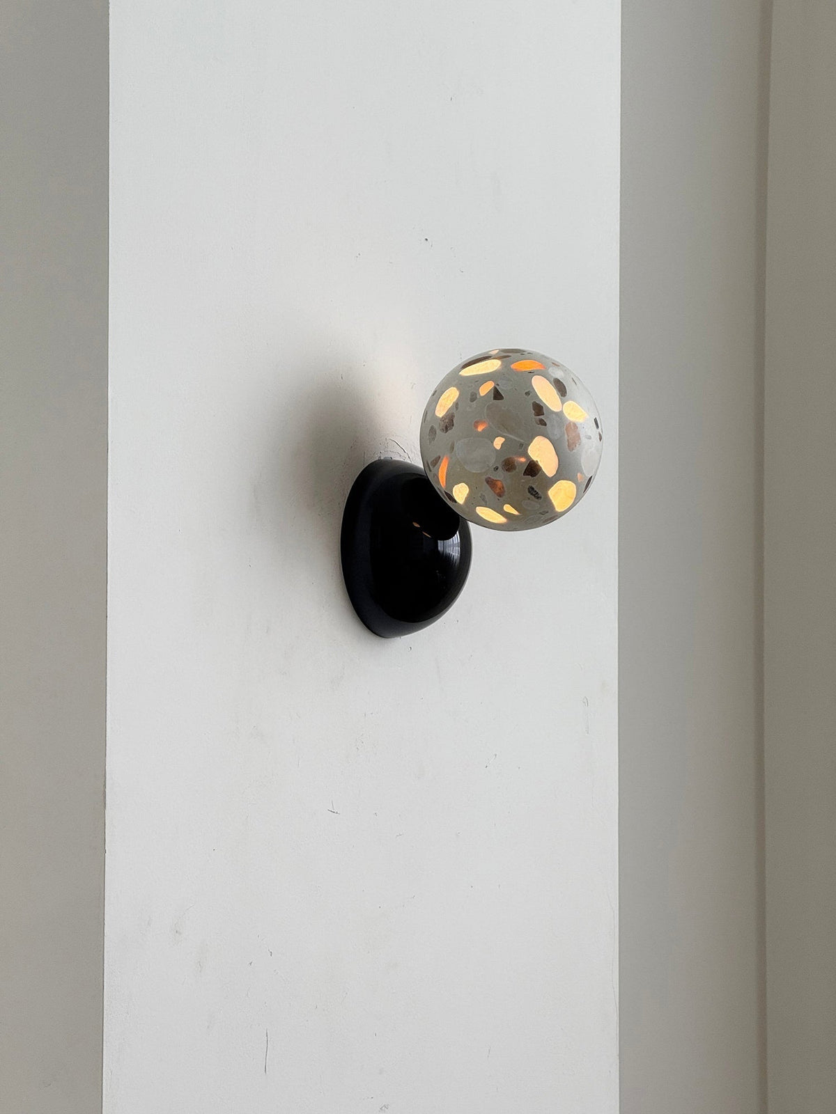 Terielora Wall Lamp