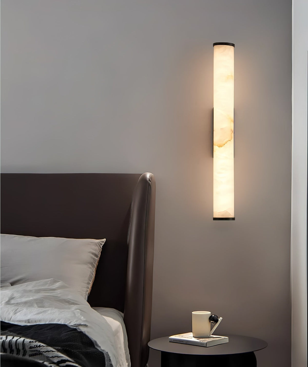 Velarelia Wall Lamp
