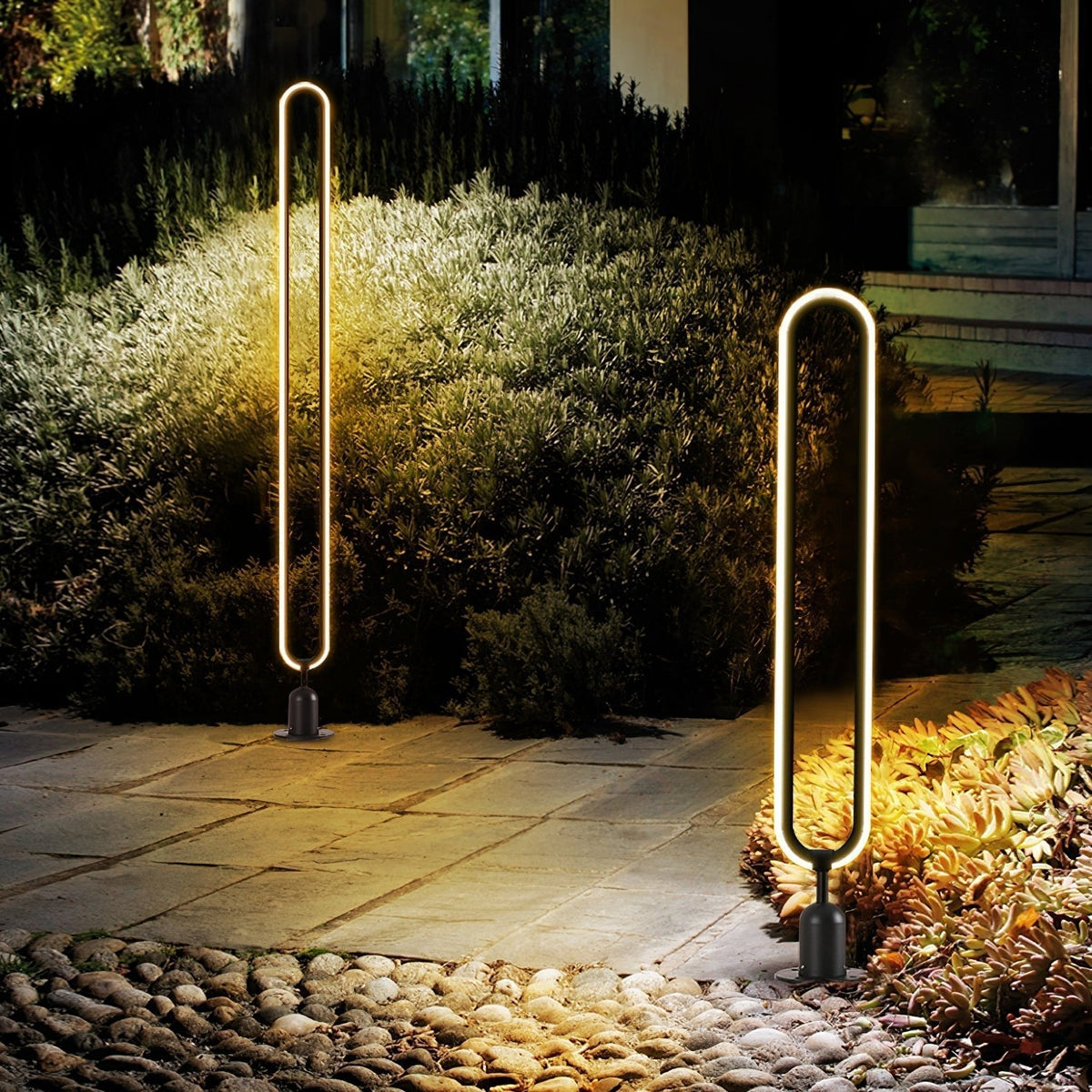 Ovalor Black Garden Outdoor Light