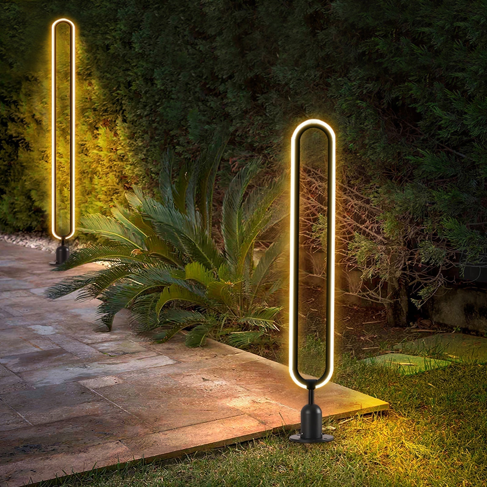 Ovalor Black Garden Outdoor Light