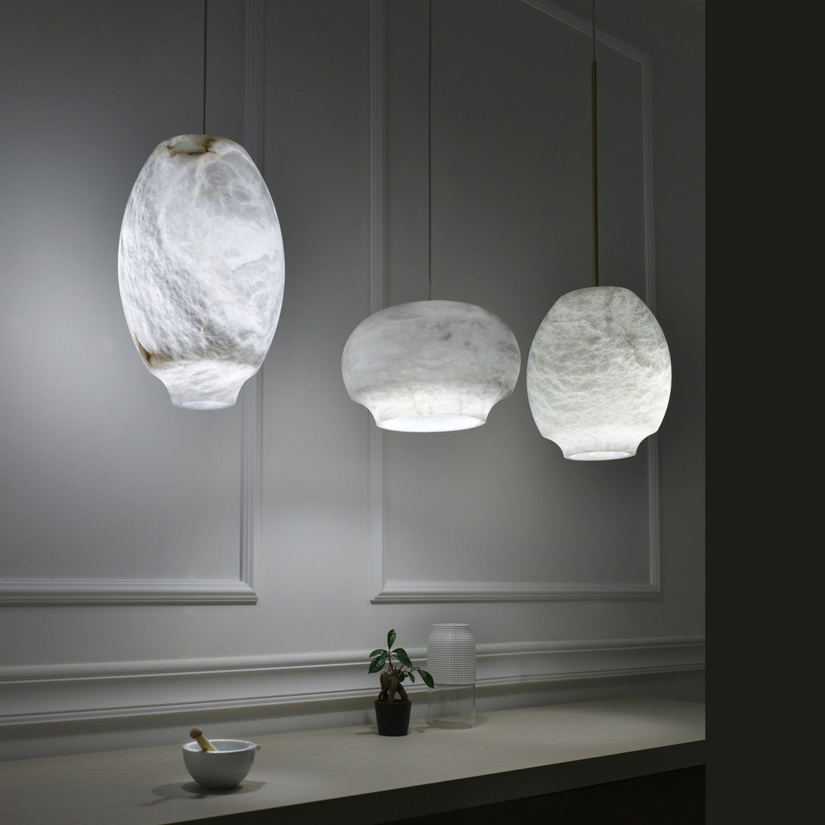 Thalia Minimalist Alabaster Pendant Light